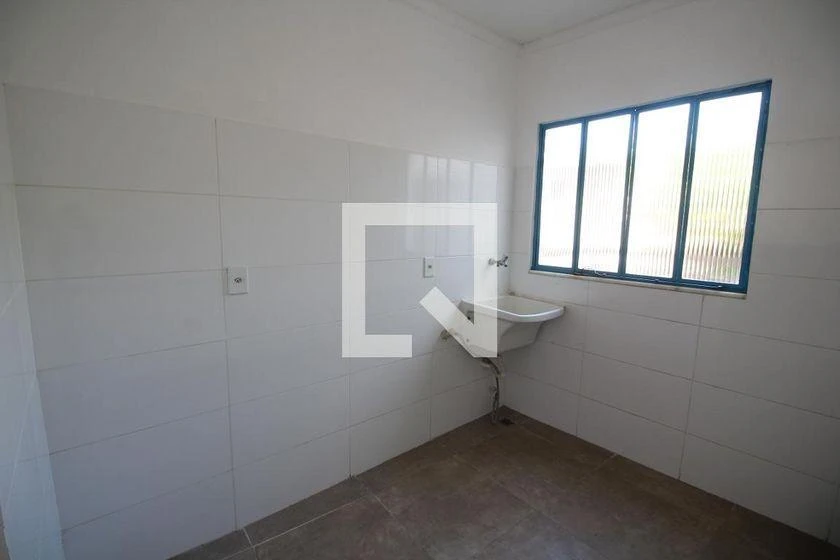 Rental house with 4 bedrooms and 340 m² — photo 48