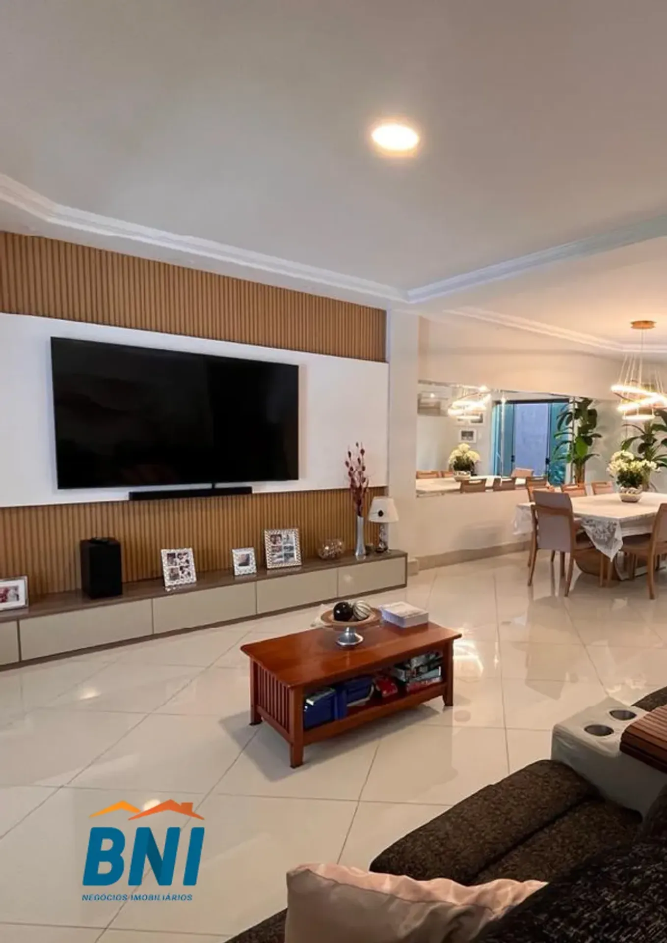 Garden in a 4-bedroom house, 320 m² — photo 16