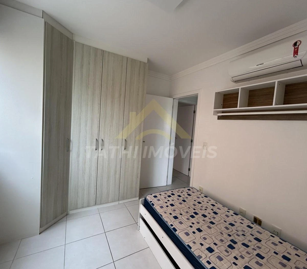 Furnished apartment, 86 m², with a grill on the balcony — photo 15