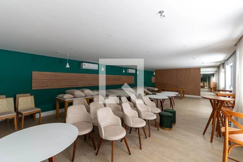 Apartamento mobiliado de 1 quarto com 30 m² e banheiro — photo 21