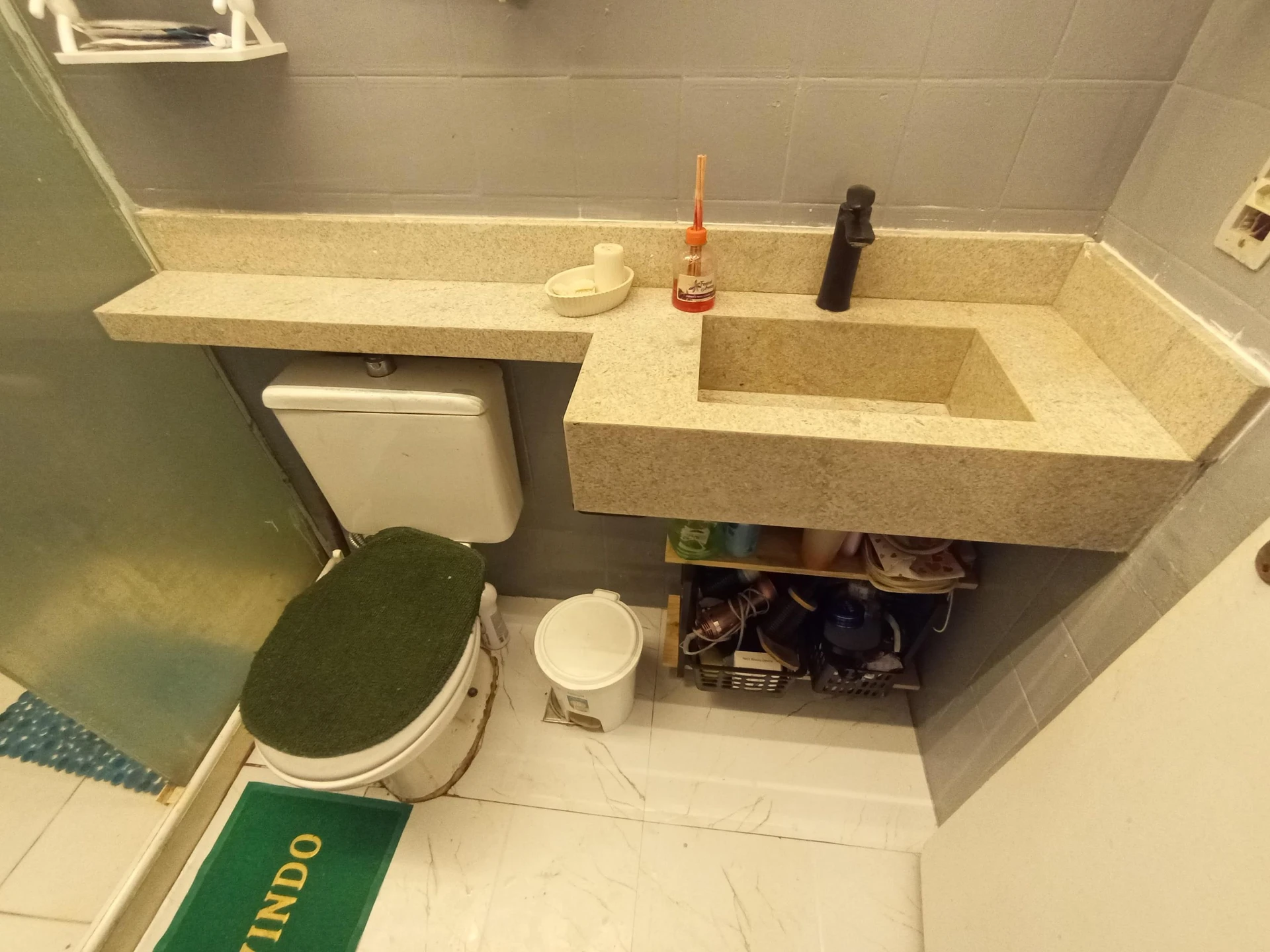 Furnished apartment with 2 bedrooms and a gas stove — photo 9