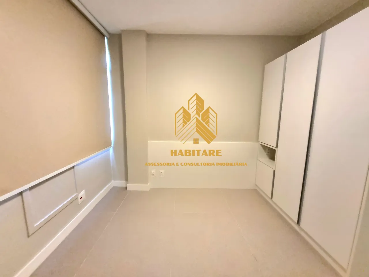 Квартира з 3 спальнями та 3 ванними з балконом і паркомісцем — photo 20