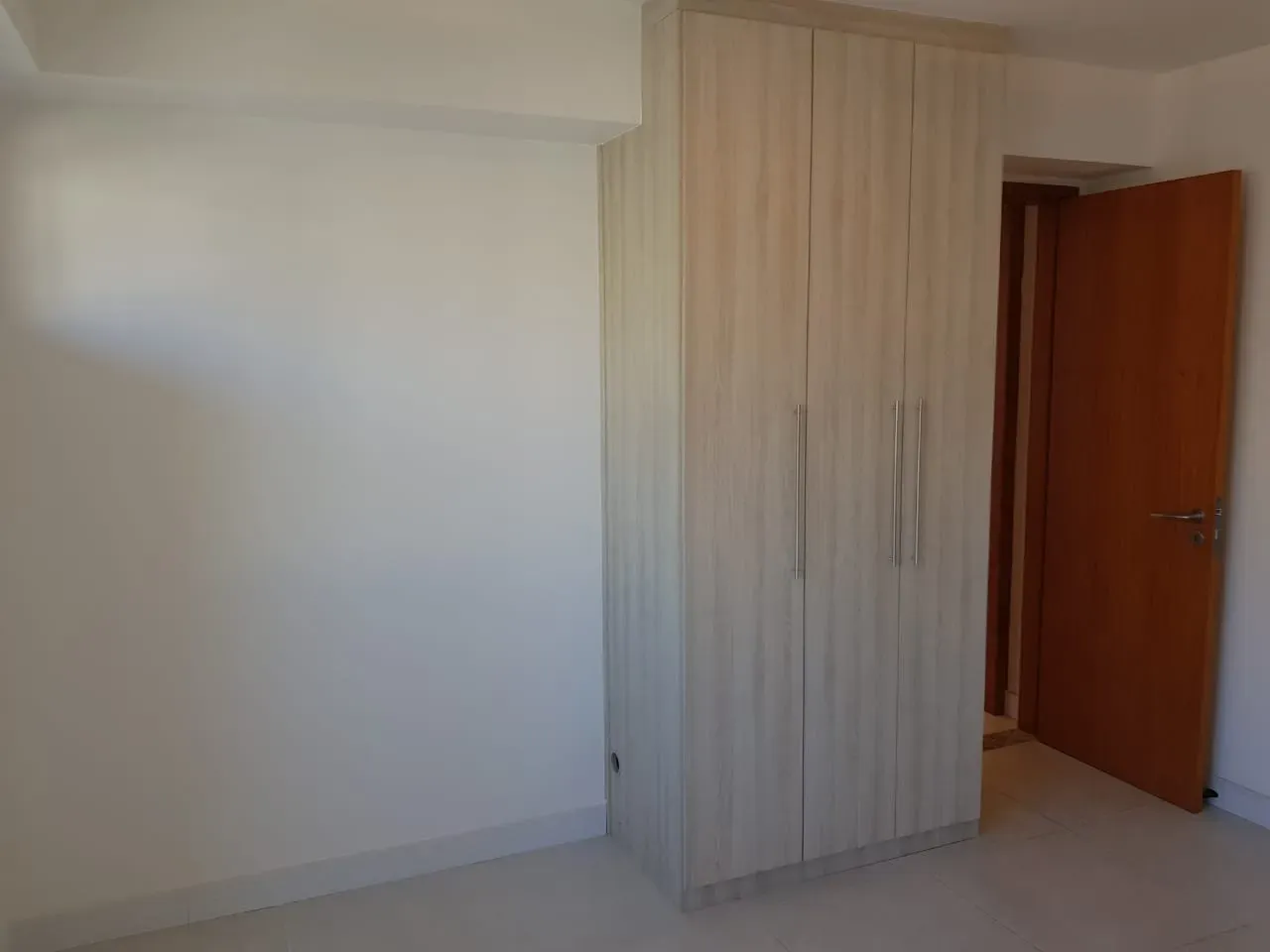 Балкон с грилем и 2 спальни: квартира 91 м² — photo 36