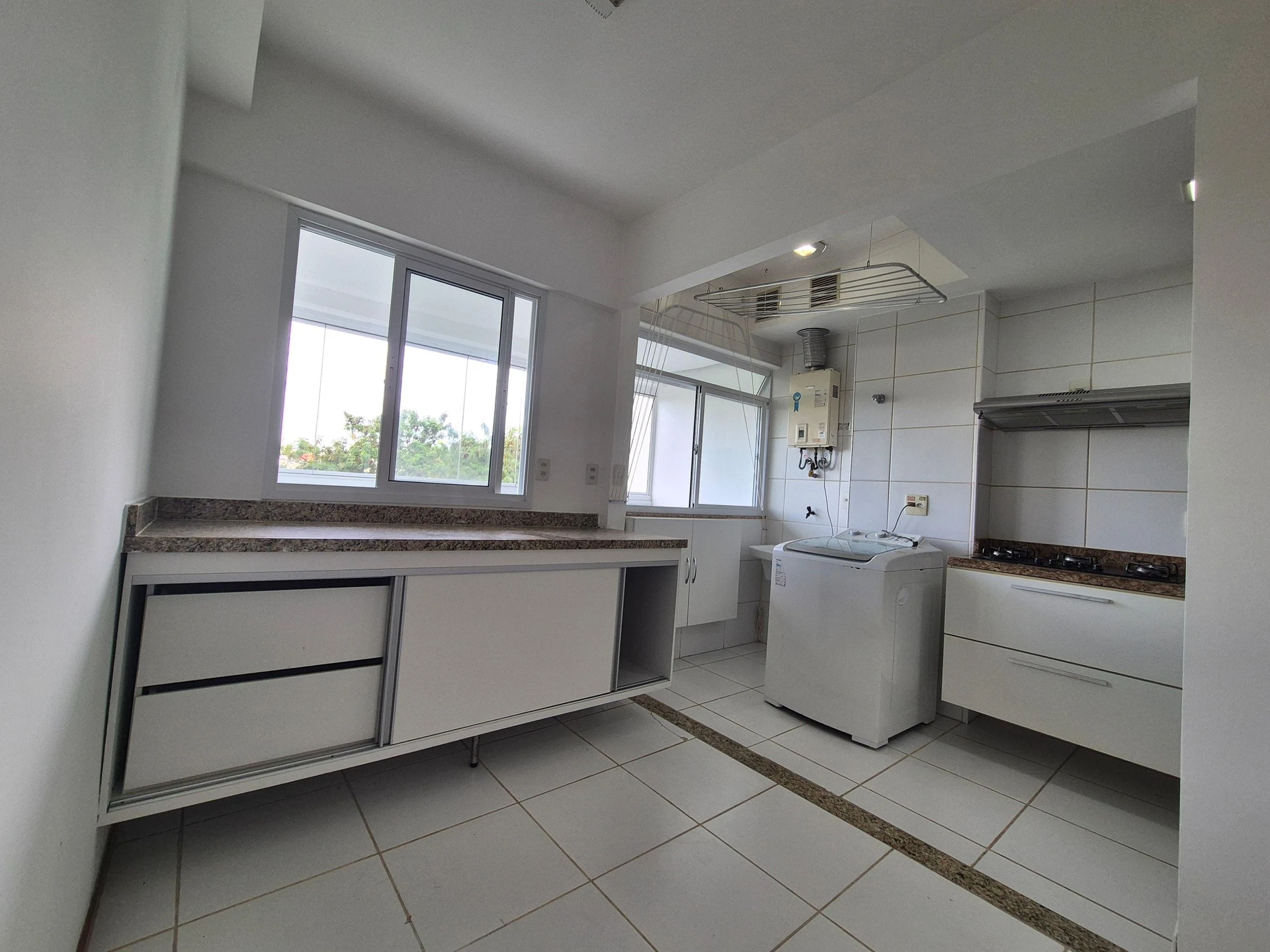 Apartment, 133 m², with a glass-enclosed balcony — photo 20