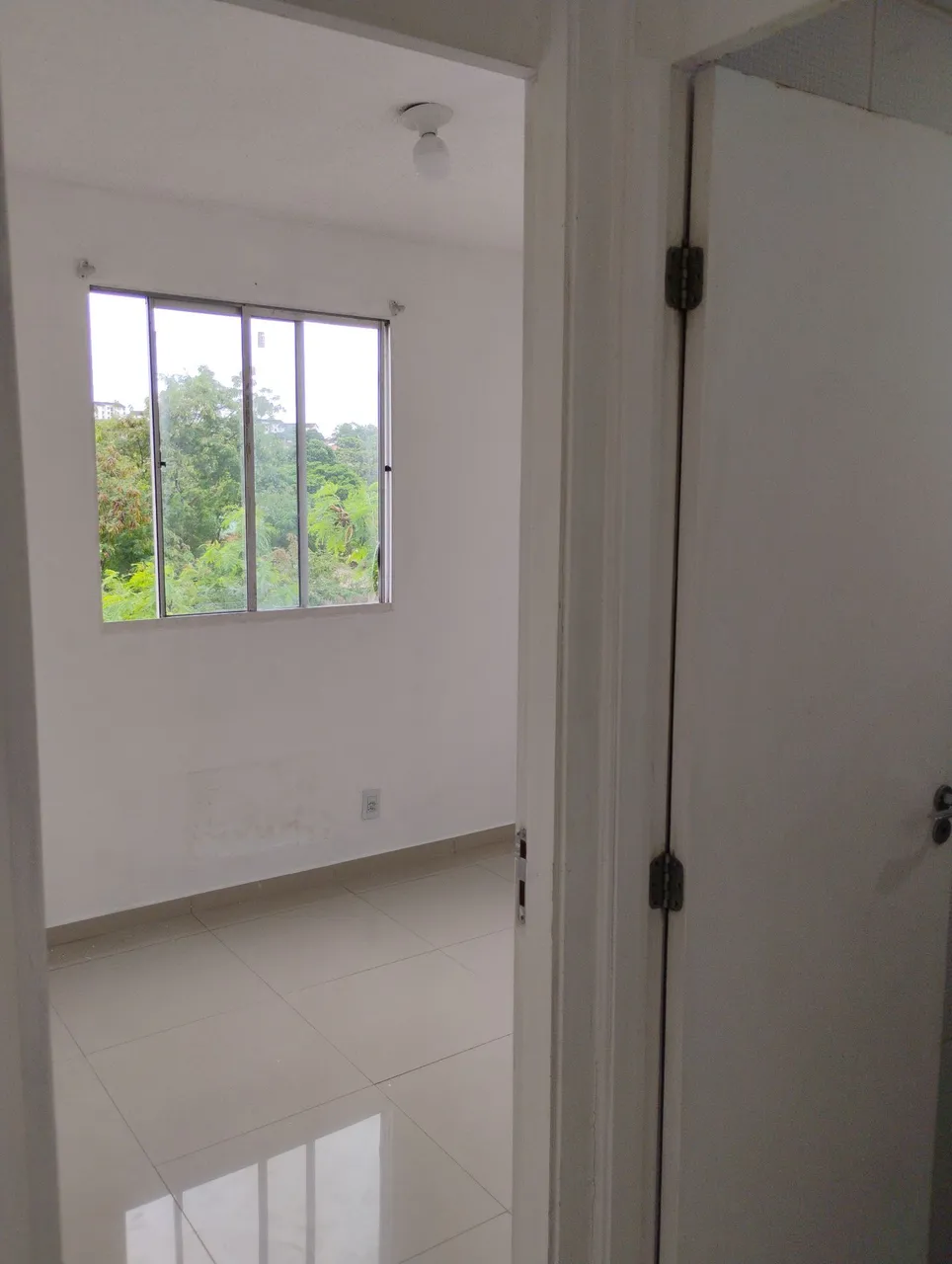 2-bedroom apartment in a building with a gym — photo 16