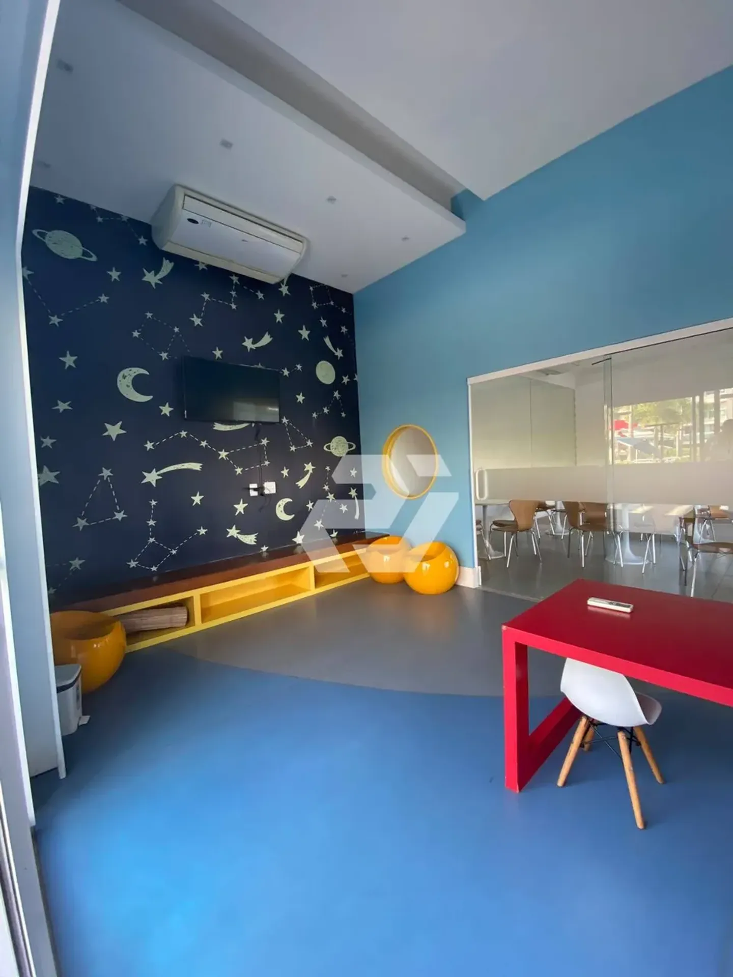 3-bedroom apartment with a private pool — photo 20