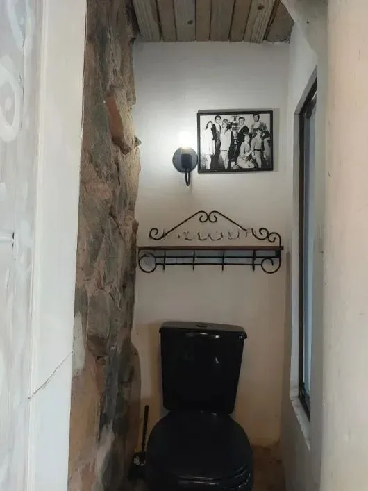 2-bedroom house with a bathtub in Florianópolis — photo 5