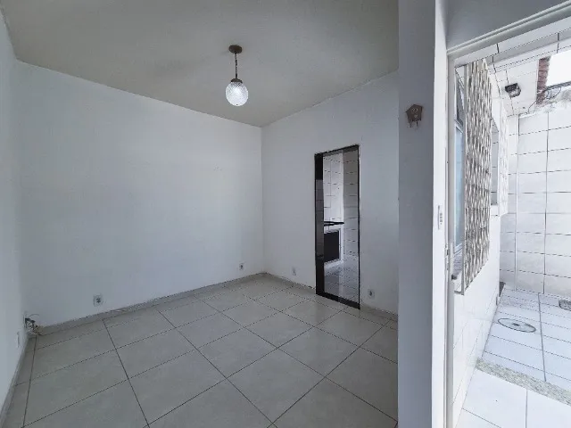 Detached house with 2 bedrooms, 1 bathroom and balcony