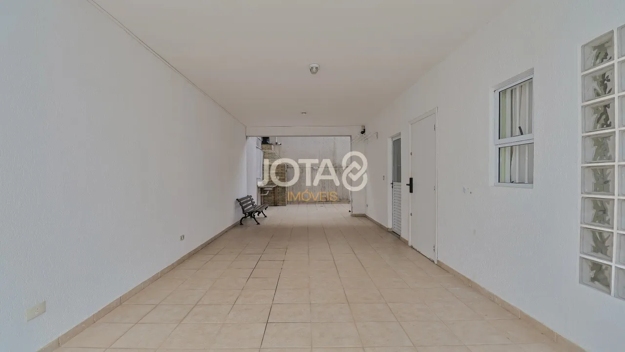 Furnished house with 3 bedrooms and a balcony — photo 17