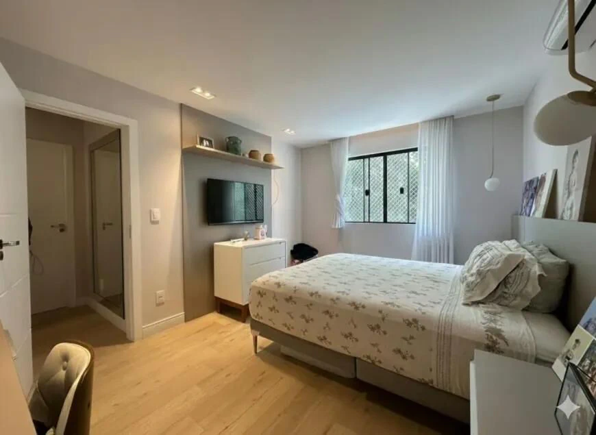 4-suite house with a private-use pool in the condo — photo 12