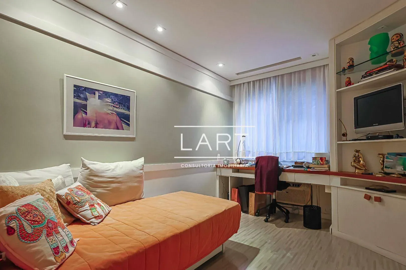 Apartamento com 3 quartos e 3 banheiros, 220 m² — photo 22