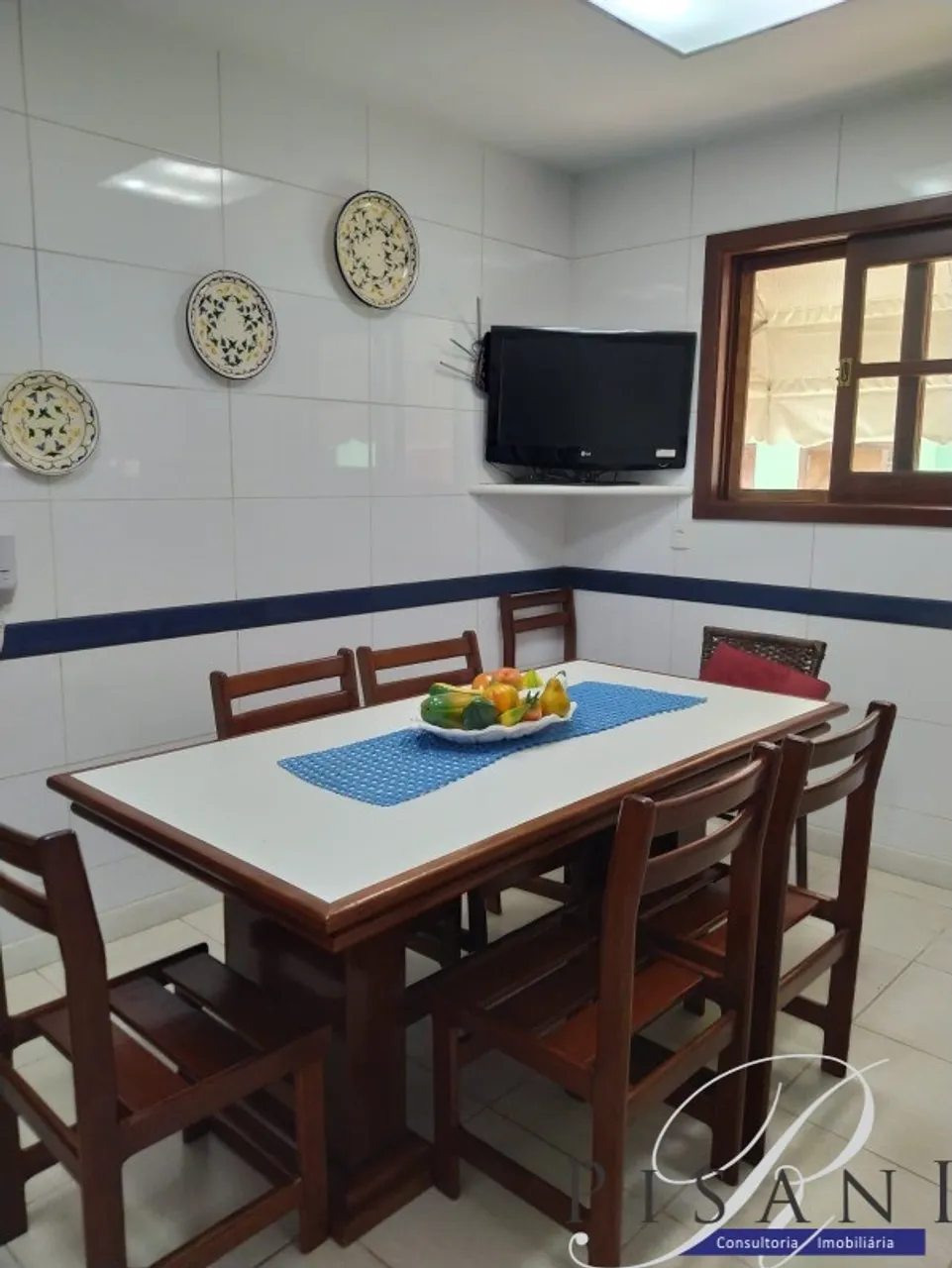 Casa mobiliada com 4 quartos e fogão a gás — photo 2