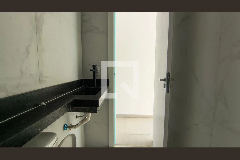 4-bedroom house with 210 m² and 4 parking spaces — photo 2