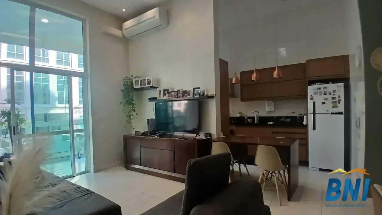 Apartamento de 2 quartos com cozinha integrada e varanda — photo 3