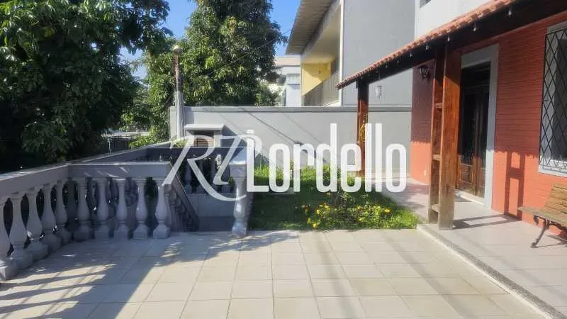 Casa mobiliada com 359 m², 3 dormitórios e 3 banheiros — photo 17