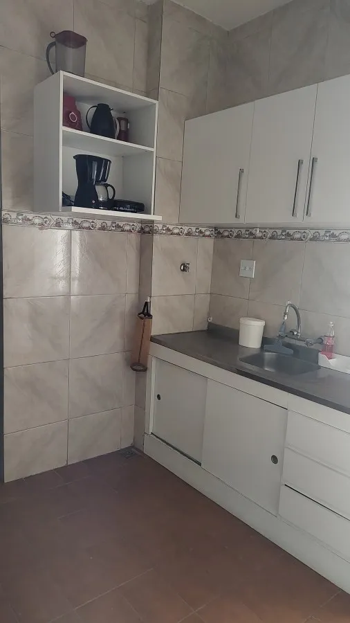 3-bedroom apartment with a separate kitchen — photo 19