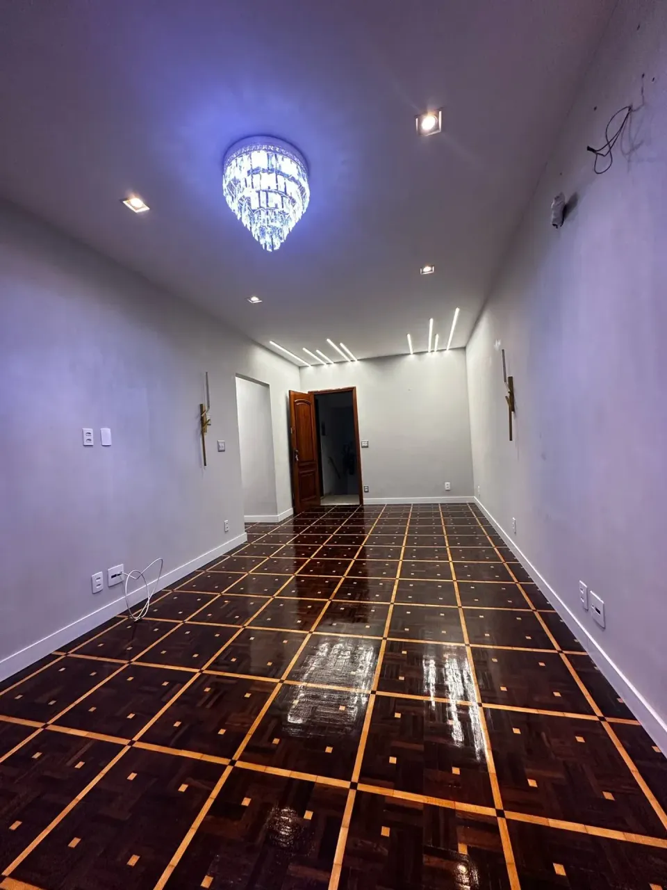 Unfurnished apartment with 2 bedrooms and closed kitchen
