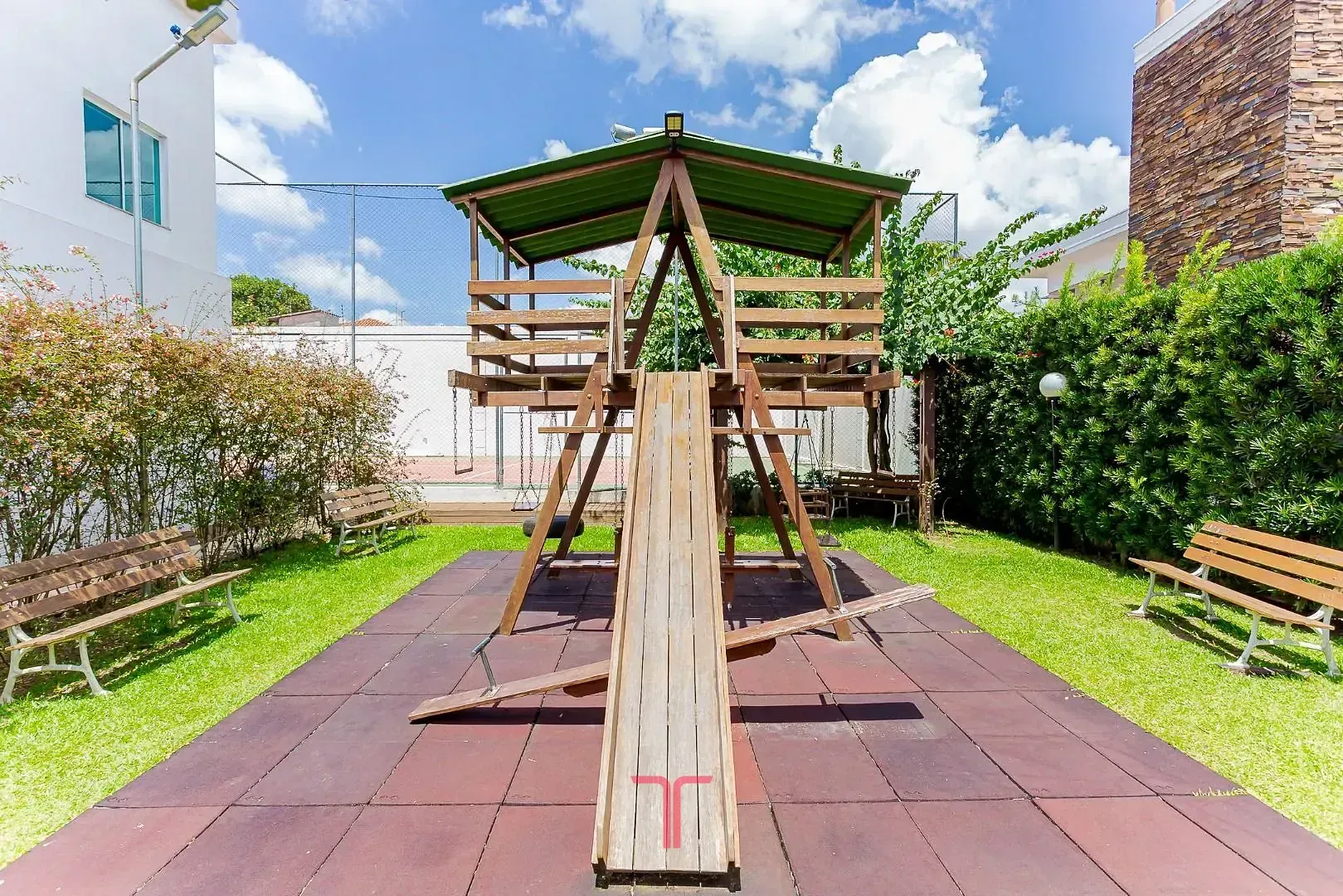 Дом 550 м² с 5 спальнями и приватным садом — photo 79