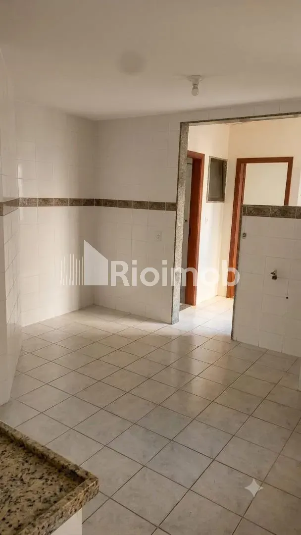 2-bedroom apartment with 1 en-suite and 150 m² — photo 2