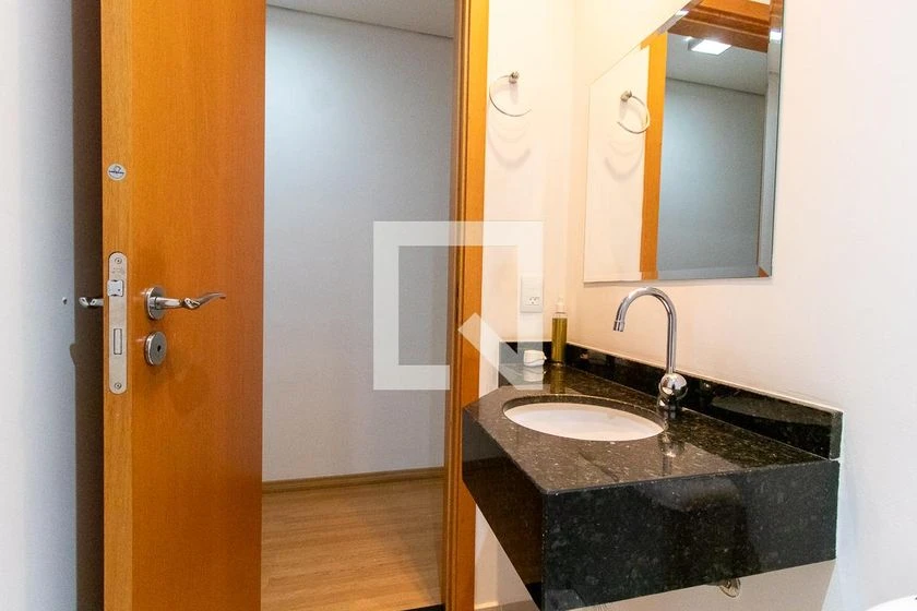 Rental apartment with 3 bedrooms plus a enclosed balcony — photo 8