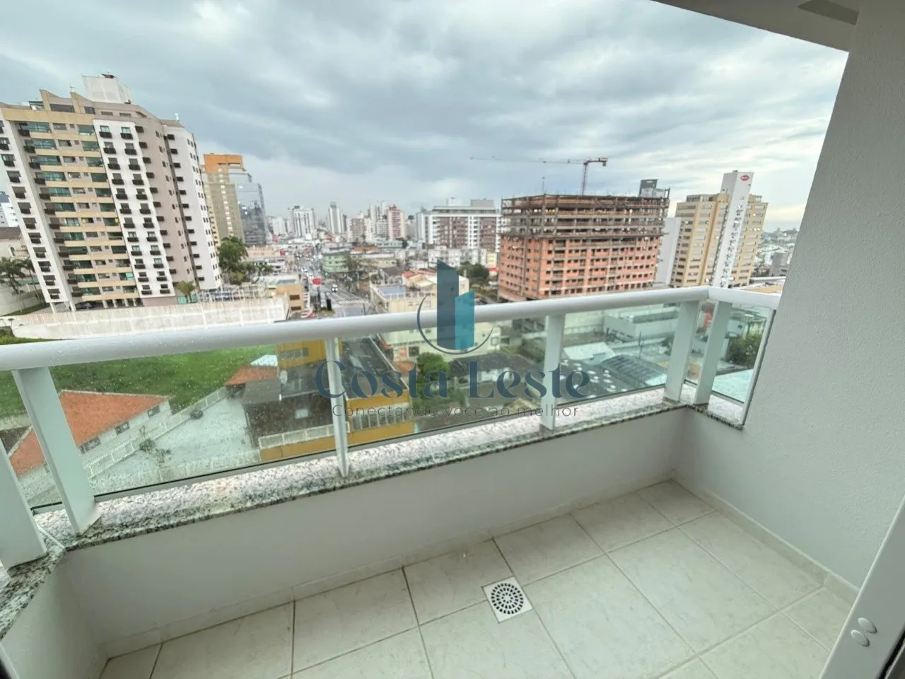 Furnished apartment, 101 m², with a grill on the balcony — photo 9