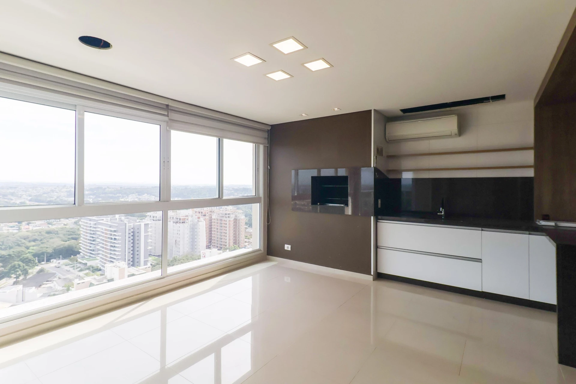 Furnished apartment, 266 m², with a bathtub