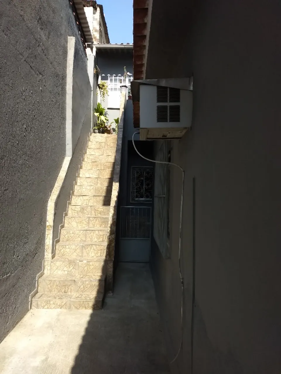 Unfurnished apartment with air conditioning, 1 bedroom