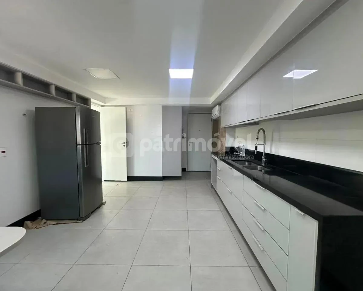 Triplex penthouse with separate kitchen and gas stove