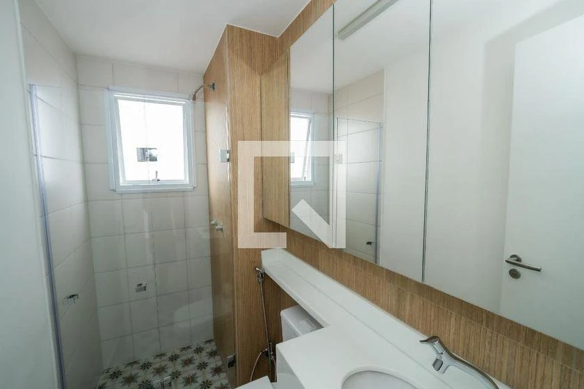 2-bedroom apartment in a building with a gym — photo 33