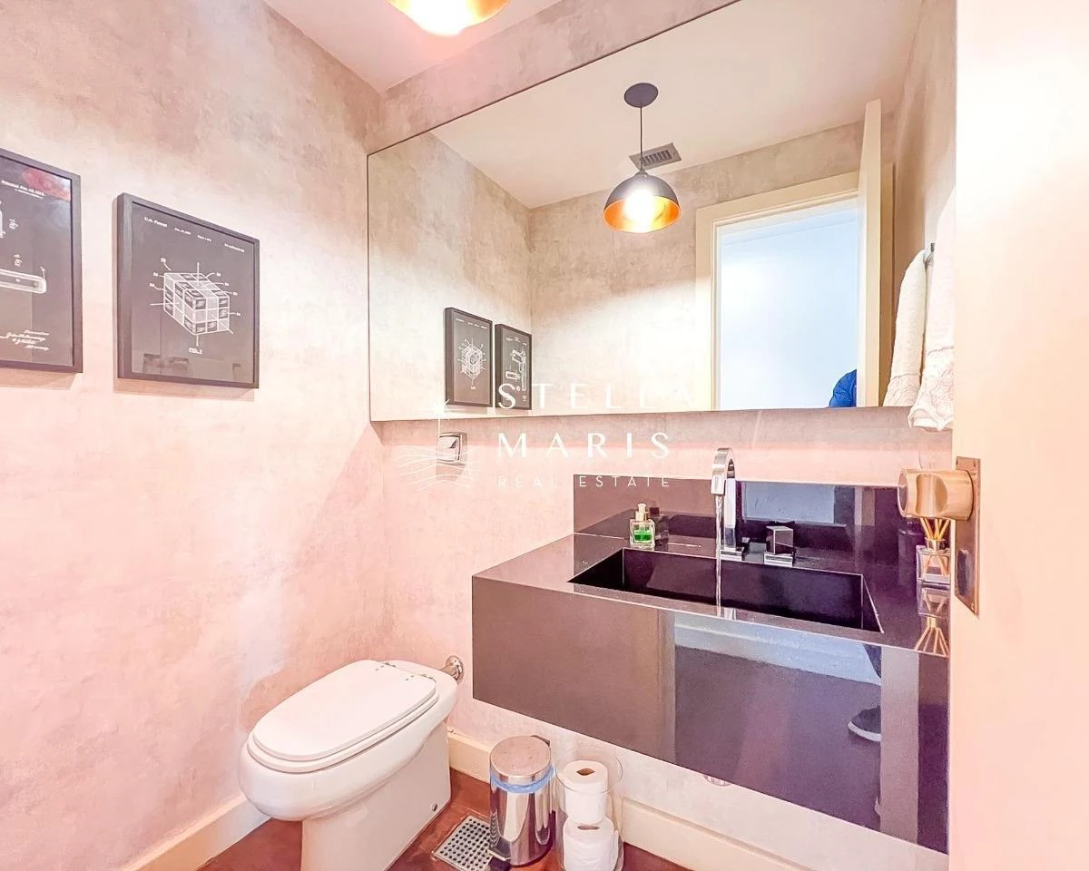 208 m² apartment with 3 bedrooms and 4 parking spots — photo 13