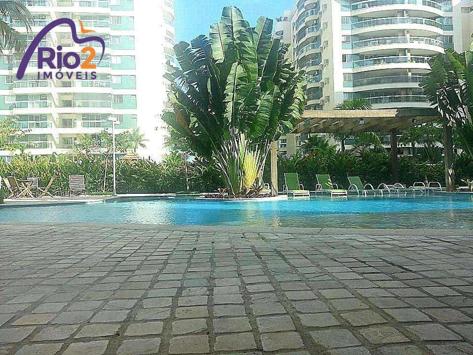 Furnished 77 m² apartment with enclosed glass balcony — photo 17