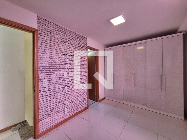 Застеклённый балкон и 3 спальни: квартира 137 м² — photo 27