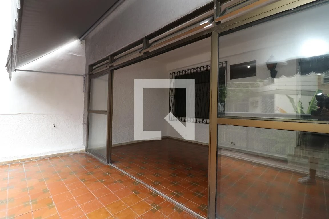 4-bedroom house, 200 m² — photo 41