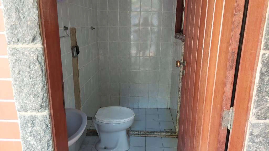 House with 3 bedrooms and a private BBQ area — photo 21