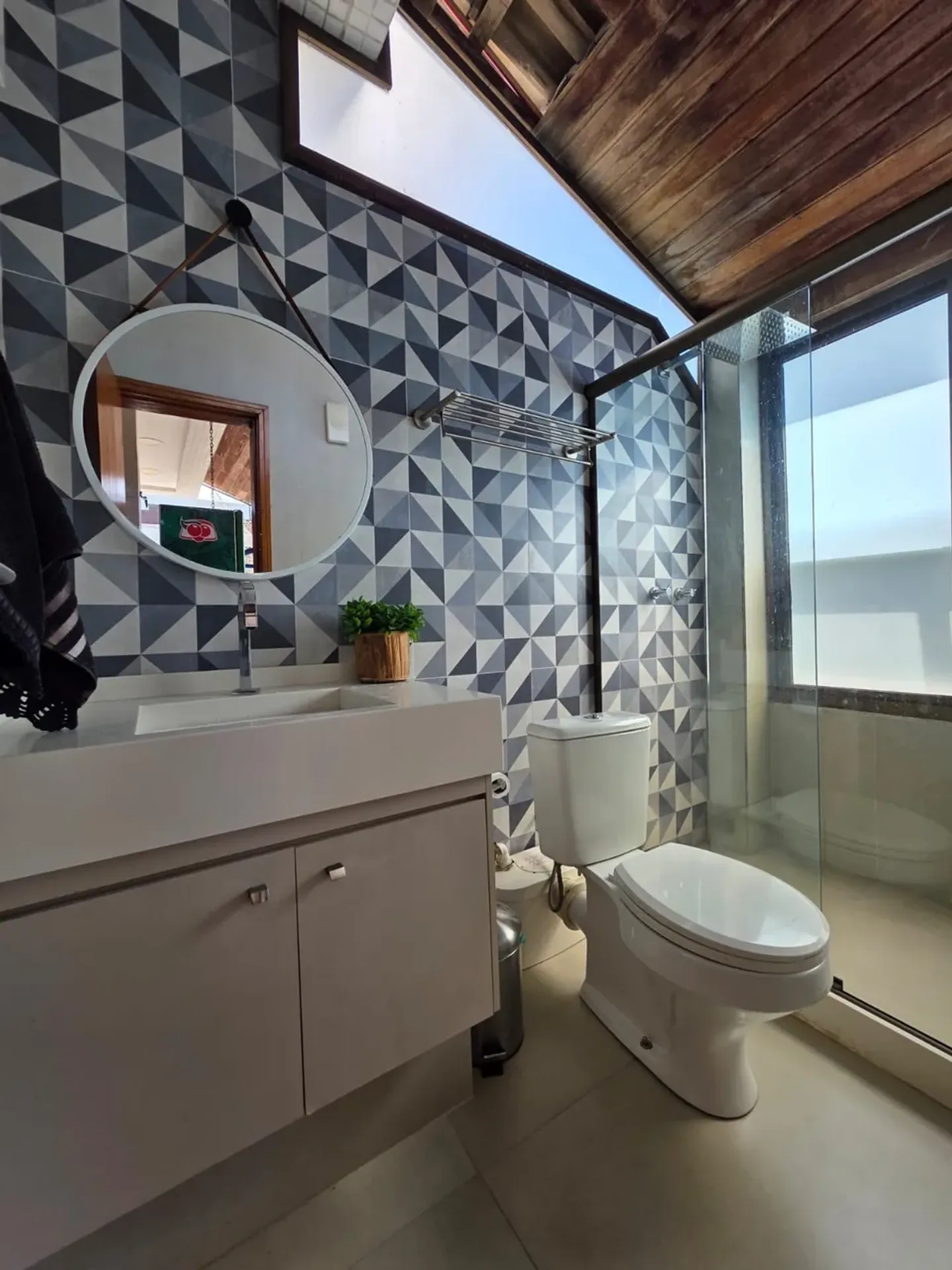 Water view in a 4-bedroom apartment, 265 m² — photo 22