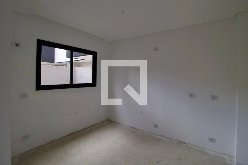 4-bedroom house with a garden — photo 15