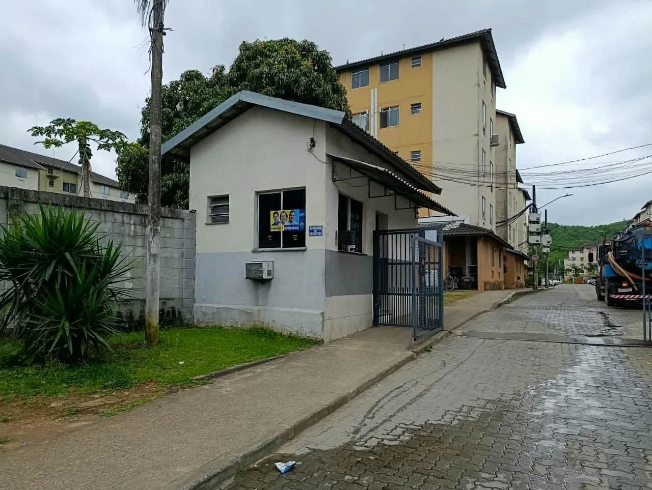 Квартира з 2 спальнями та пральною машиною — photo 16