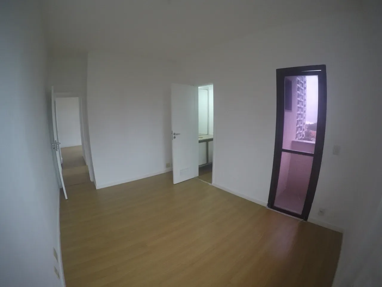 Apartamento com 2 quartos e varanda, mobiliado sem mobília — photo 22