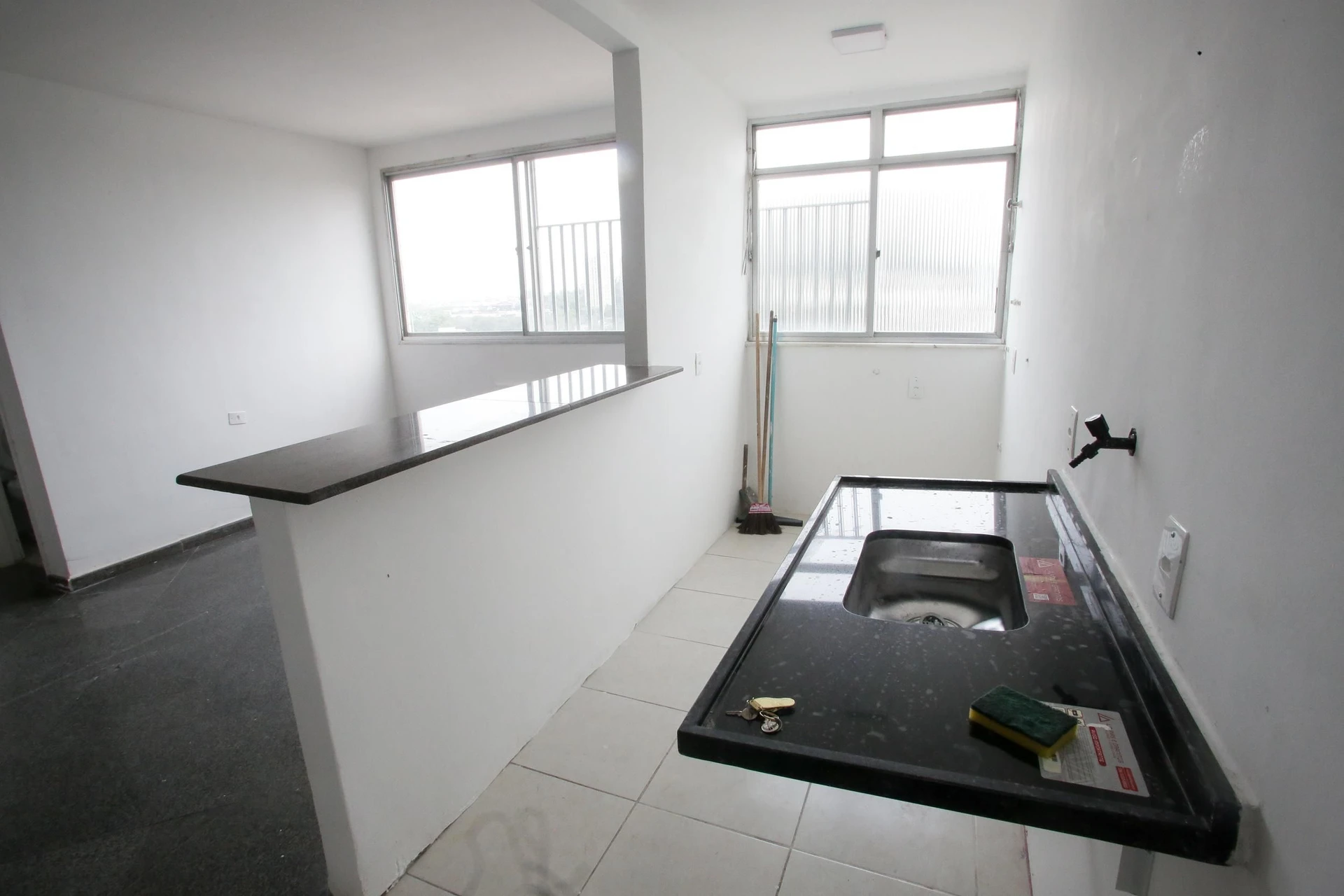Rental apartment with 3 bedrooms and open-plan kitchen — photo 34