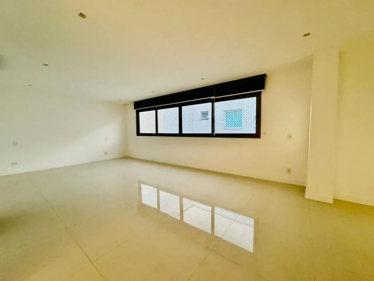 Penthouse with 4 bedrooms and 5 bathrooms plus 4 parking — photo 15