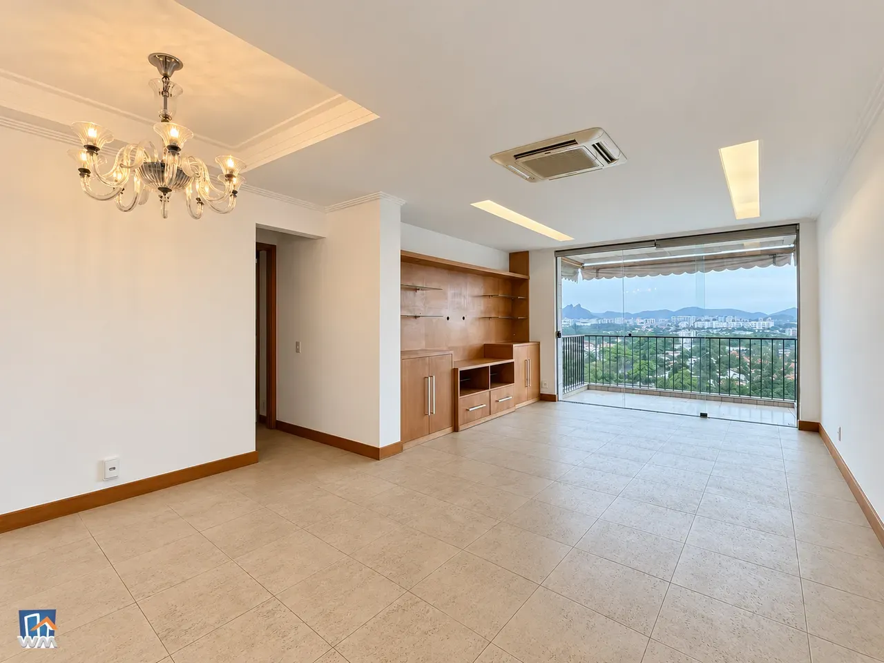 3-bedroom apartment with 2 suites and 101 m² — photo 3