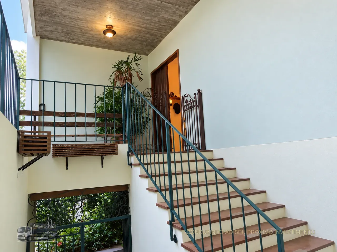 550 m² house with a grill on the balcony and a water view — photo 21