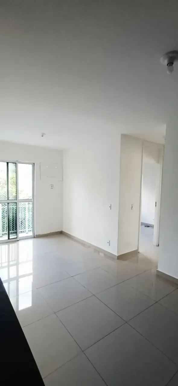 Apartamento com 2 quartos, 1 banheiro e 1 vaga — photo 2