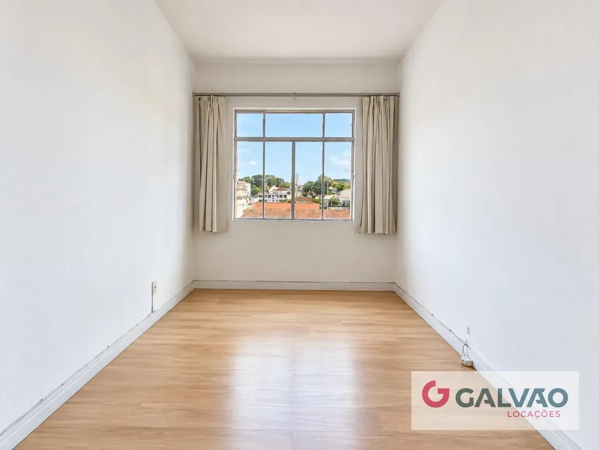 Apartment, 66 m², with wood or laminate floors — photo 13