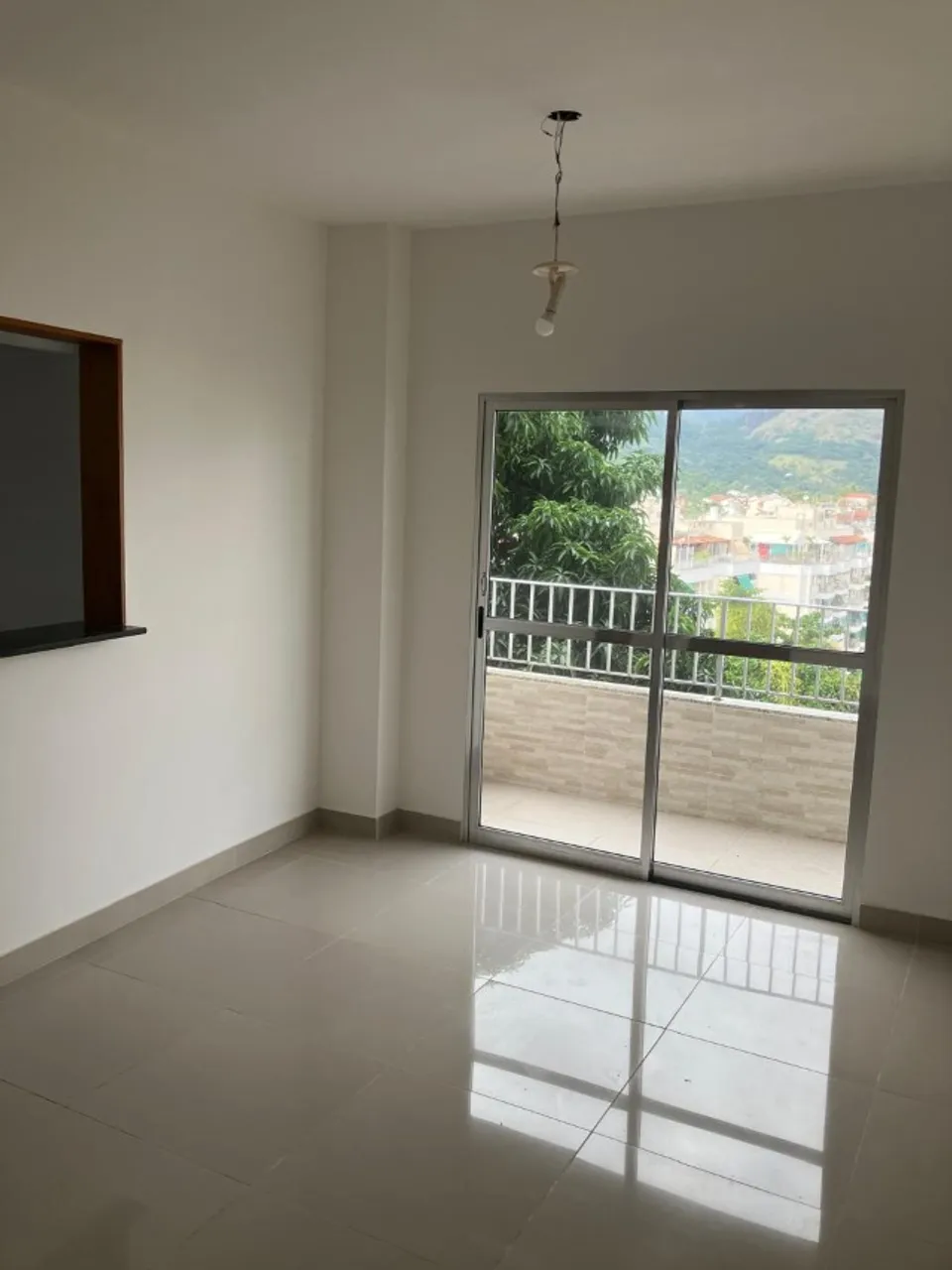 3-bedroom apartment with a mountain view in Rio de Janeiro — photo 3