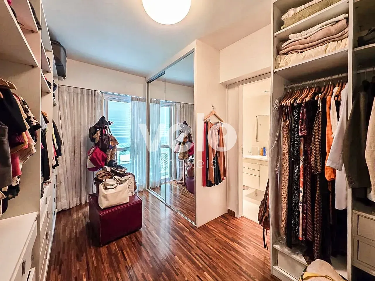 Furnished apartment with 4 bedrooms and 5 bathrooms — photo 9