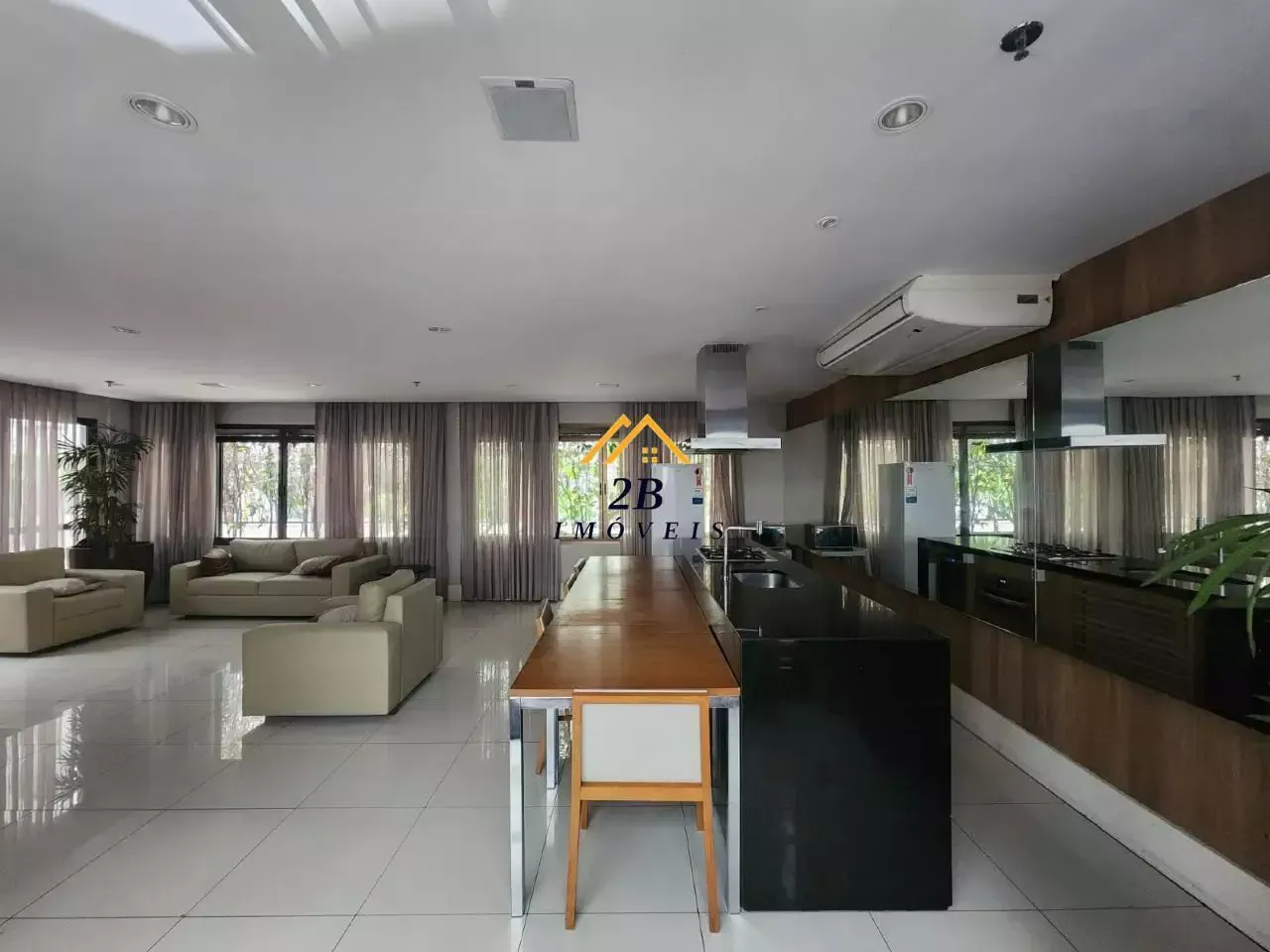 Unfurnished apartment with 3 bedrooms and 2 bathrooms — photo 28