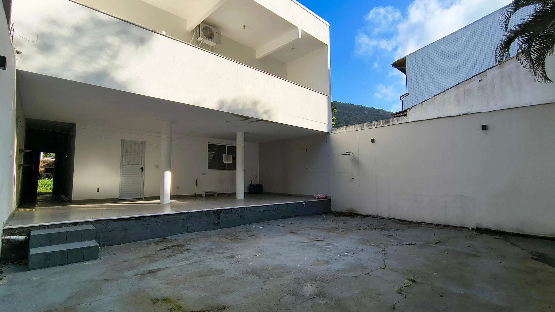 Casa mobiliada com 3 quartos, jardim e cozinha integrada — photo 47