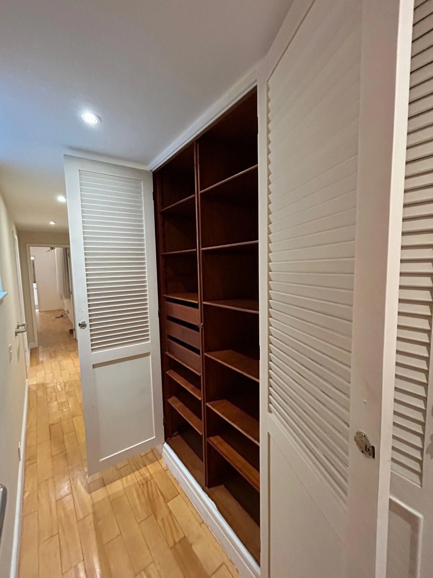 Furnished apartment, 185 m², with a washing machine — photo 3