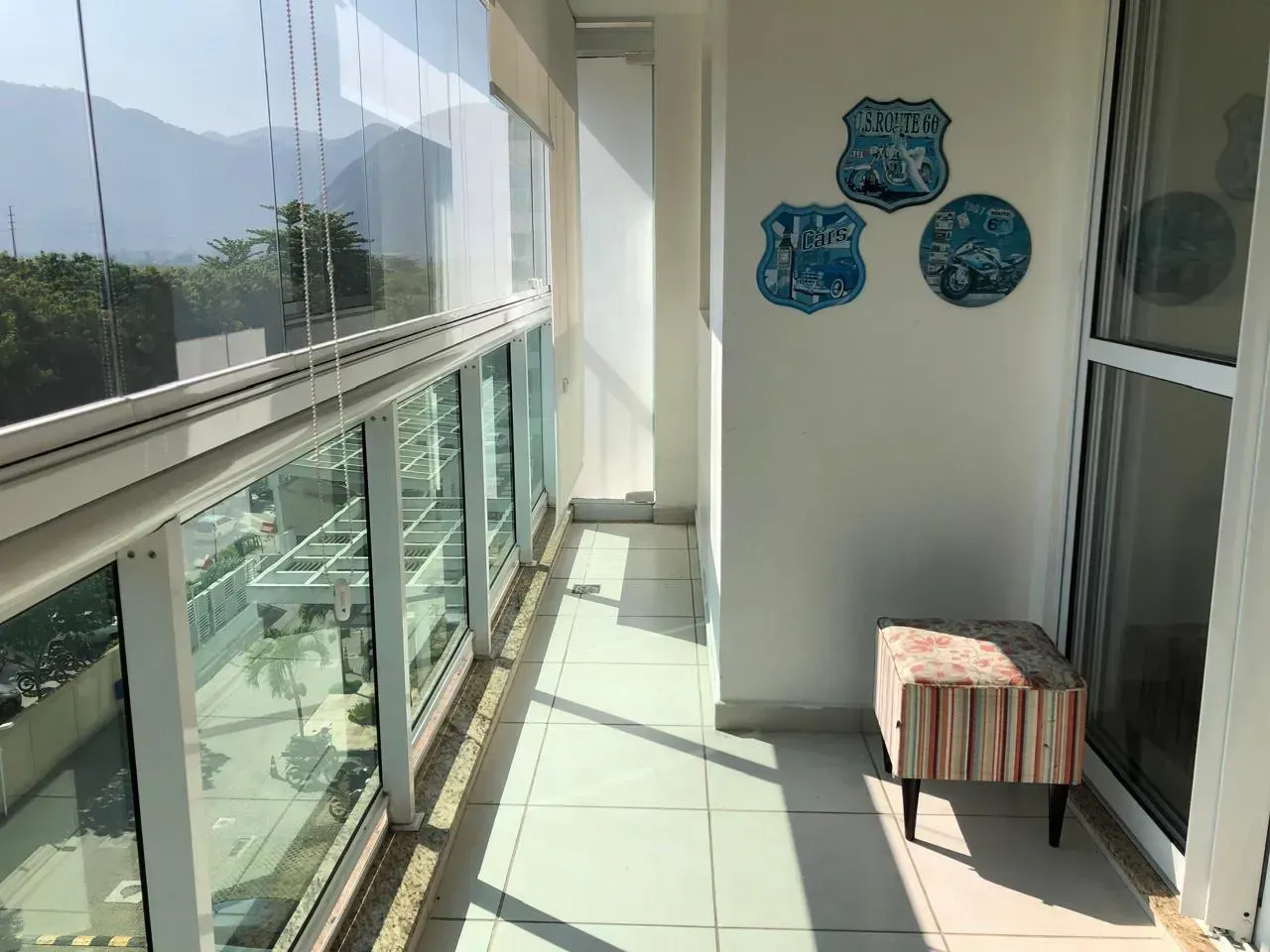 75 m² rental apartment with 2 bedrooms and glass balcony — photo 8